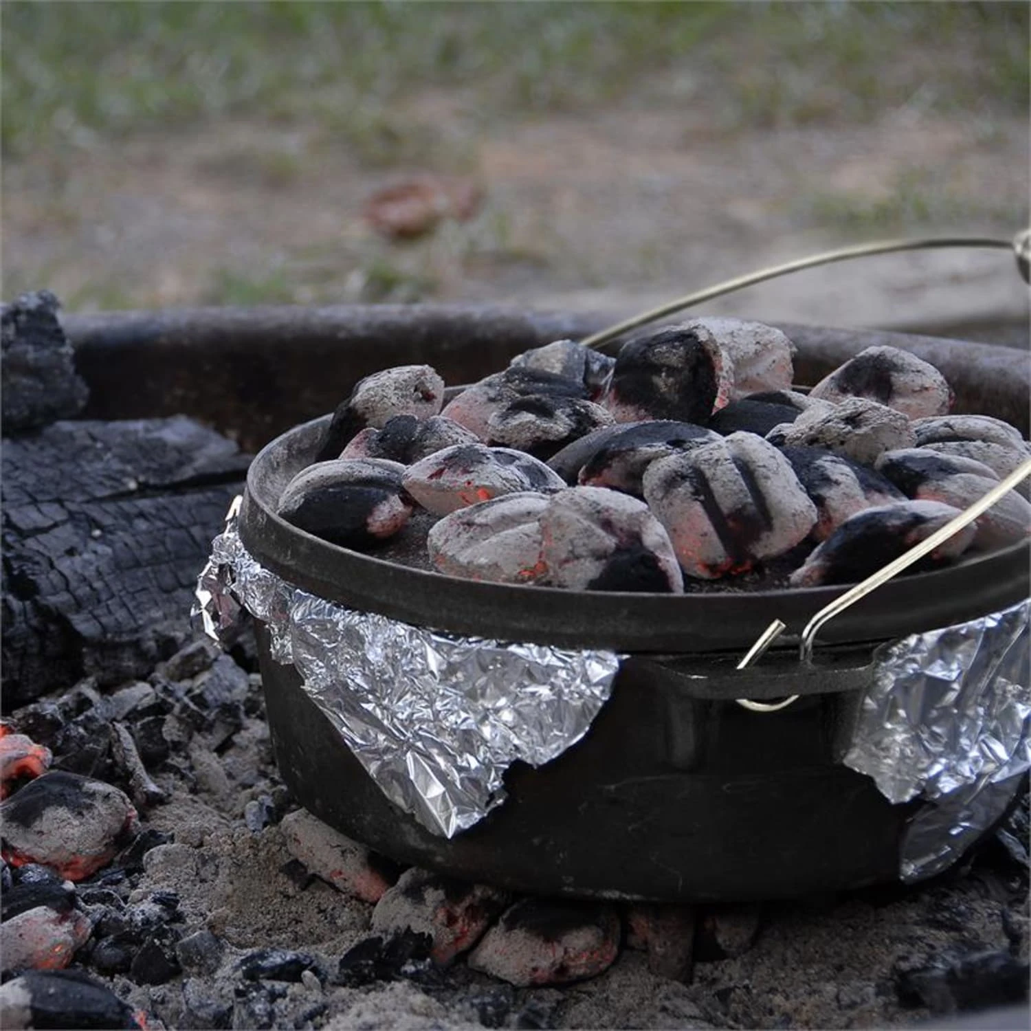 Hotrod 145 Dutch Oven BBQ-Topf 12 Qt / 11,4 Liter Gusseisen Schwarz – Bild 2