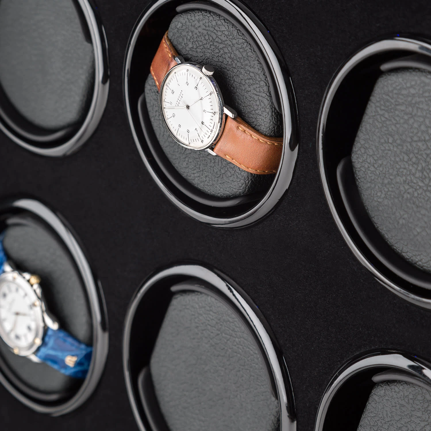 Klagenfurt Uhrenbeweger Rechts-Links-Lauf 12 Uhren LED Touch-Display – Bild 6